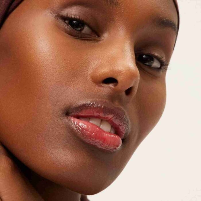 Summer Fridays Lip Butter Balm – Conditioning Lip Mask and Lip Balm for Instant Moisture, Shine and Hydration – Sheer-Tinted, | Choice Wholesales