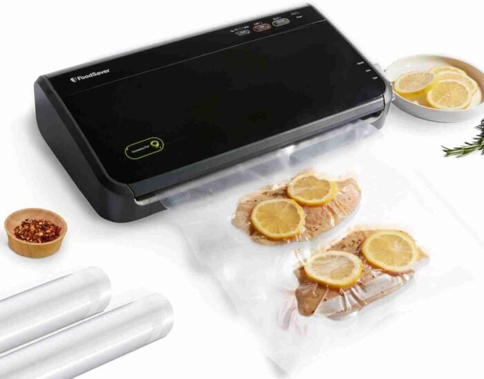 FoodSaver Vacuum Sealer Machine, Automatic Bag Detection, Sous Vide Friendly, with sealer bags, roll, handheld vacuum sealer, | Choice Wholesales